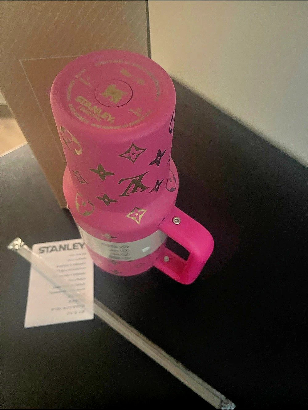 Stanley Quencher H2.0 FlowState Tumbler Pink NWT - Picture 2 of 2